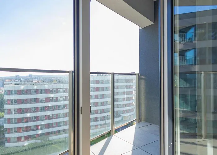 Vip / Capital Towers Centrum Διαμέρισμα *